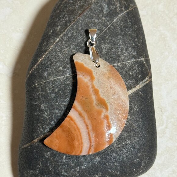 Genuine Orange Banded Agate Pendant,Large Natural Gemstone Crescent Moon Pendant - Picture 5 of 12